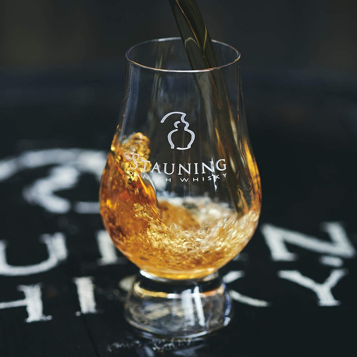 STAUNING SMOKED SINGLE MALT WHISKY 47 % 70 CL.